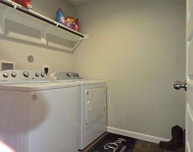 519 Kickapoo Drive - Photo Thumbnail 21