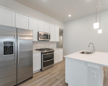 10626 Whitejacket Drive - Photo Thumbnail 21