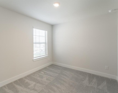 10626 Whitejacket Drive - Photo Thumbnail 26