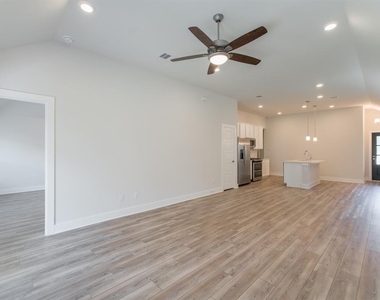 10626 Whitejacket Drive - Photo Thumbnail 11
