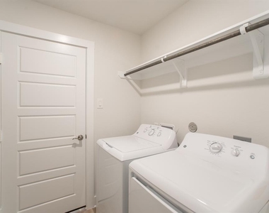 10626 Whitejacket Drive - Photo Thumbnail 7