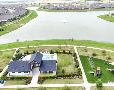 32239 Cedar Crest Drive - Photo Thumbnail 35