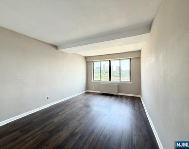 1203 River - Photo Thumbnail 8