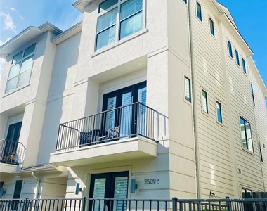 2509 Garrow Street - Photo Thumbnail 26