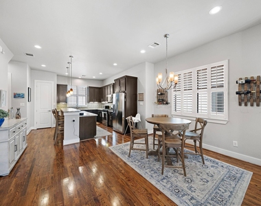 2509 Garrow Street - Photo Thumbnail 14