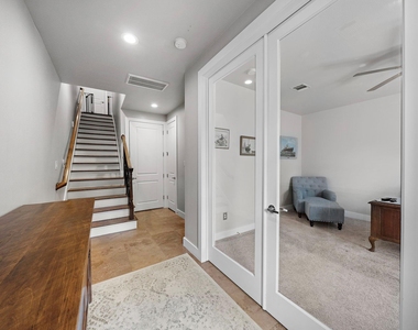 2509 Garrow Street - Photo Thumbnail 4