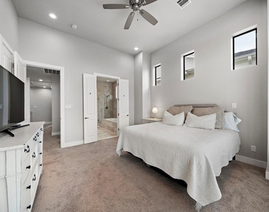 2509 Garrow Street - Photo Thumbnail 18
