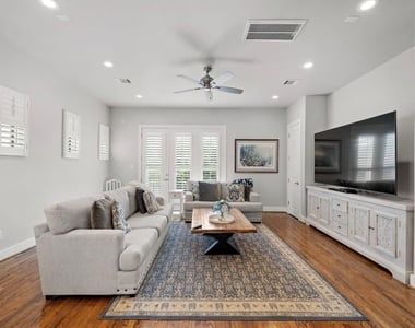 2509 Garrow Street - Photo Thumbnail 5
