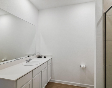 2107 Fisher Bend Drive - Photo Thumbnail 22
