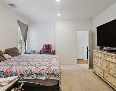 2107 Fisher Bend Drive - Photo Thumbnail 18
