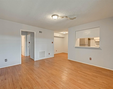 7714 Renwick Drive - Photo Thumbnail 5