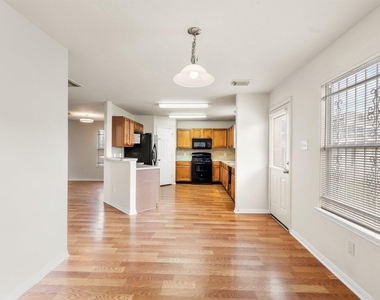 3111 Holly Ranch Drive - Photo Thumbnail 15