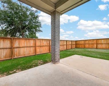 2619 Lilac Point Lane - Photo Thumbnail 45