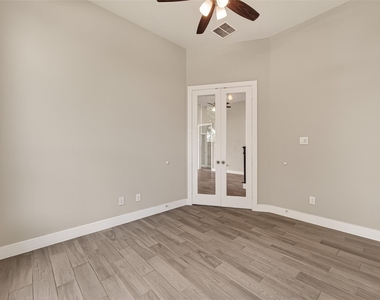 2619 Lilac Point Lane - Photo Thumbnail 33