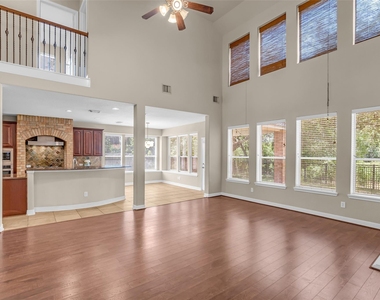 5307 Riverstone Crossing Drive - Photo Thumbnail 12