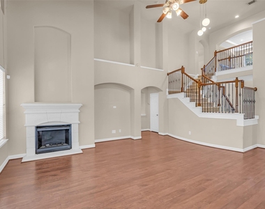 5307 Riverstone Crossing Drive - Photo Thumbnail 11