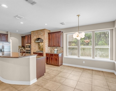 5307 Riverstone Crossing Drive - Photo Thumbnail 10