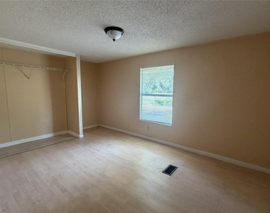 1020 Dr Martin Luther King Jr Drive - Photo Thumbnail 10