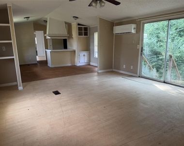 1020 Dr Martin Luther King Jr Drive - Photo Thumbnail 2