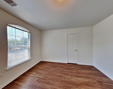 5702 Rocky Trail Drive - Photo Thumbnail 17