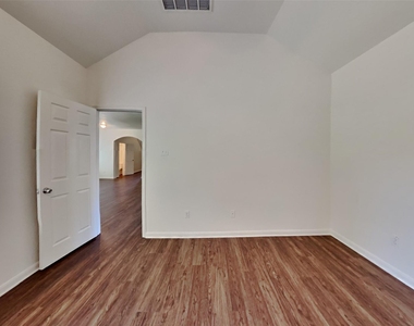 5702 Rocky Trail Drive - Photo Thumbnail 6