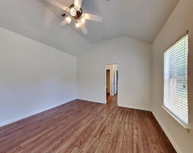 5702 Rocky Trail Drive - Photo Thumbnail 7