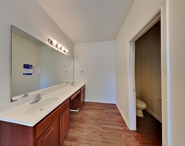 5702 Rocky Trail Drive - Photo Thumbnail 8