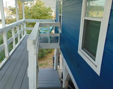118 14th Street - Photo Thumbnail 2