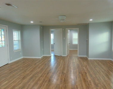 118 14th Street - Photo Thumbnail 6