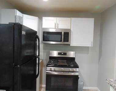 118 14th Street - Photo Thumbnail 10