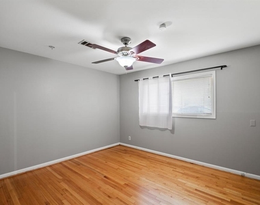 7722 Dillon Street - Photo Thumbnail 13