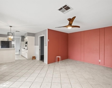 7722 Dillon Street - Photo Thumbnail 9