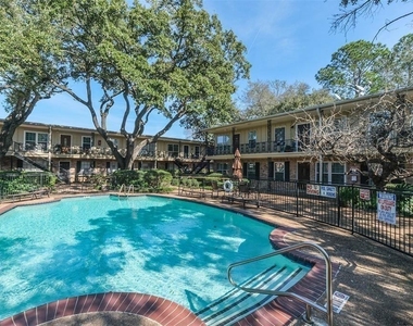 3224 Timmons Lane - Photo Thumbnail 9