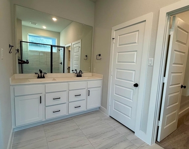 9635 Poinsettia Haven Lane - Photo Thumbnail 7