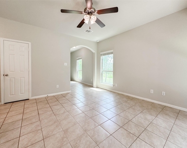 105 Camelot Place Court - Photo Thumbnail 13