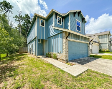 105 Camelot Place Court - Photo Thumbnail 2