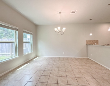 105 Camelot Place Court - Photo Thumbnail 15