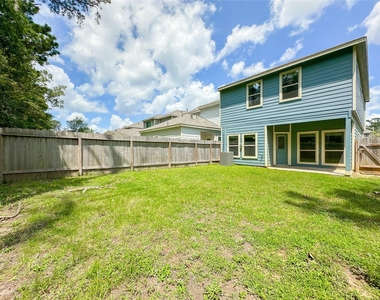 105 Camelot Place Court - Photo Thumbnail 34