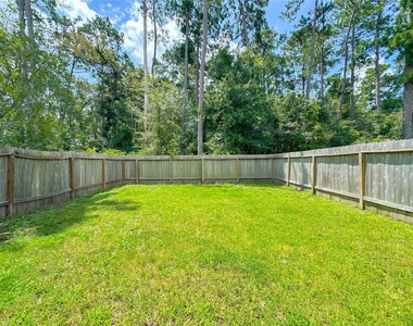 105 Camelot Place Court - Photo Thumbnail 31