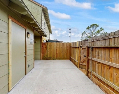 7825 Cook Road - Photo Thumbnail 12