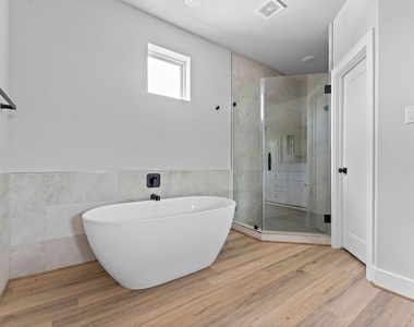 2183 Mansfield - Photo Thumbnail 11
