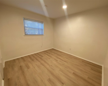 2 N Waxberry Road - Photo Thumbnail 19