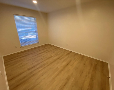 2 N Waxberry Road - Photo Thumbnail 17