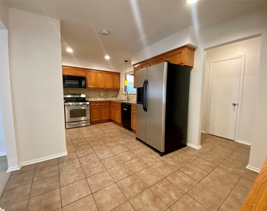 2 N Waxberry Road - Photo Thumbnail 7