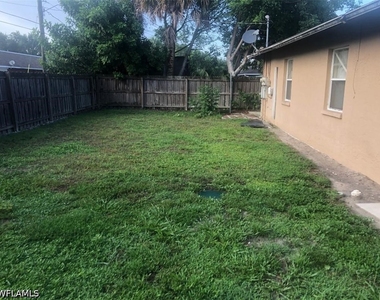 4751 25th Place Sw - Photo Thumbnail 1