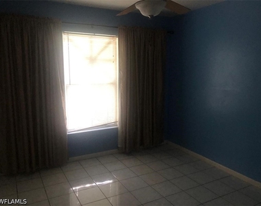 4751 25th Place Sw - Photo Thumbnail 5