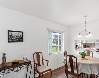 315 Saint Andrews Boulevard - Photo Thumbnail 8