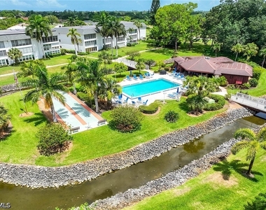 315 Saint Andrews Boulevard - Photo Thumbnail 20