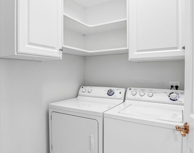 3695 Montreux Lane - Photo Thumbnail 37
