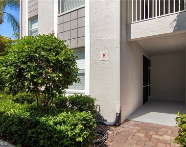 7515 Stoneybrook Drive - Photo Thumbnail 4